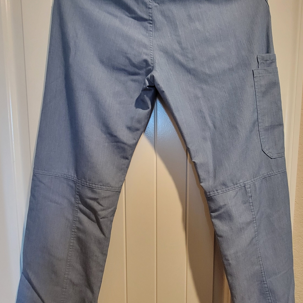 Figs 3 Piece Light Blue Denim Color Scrub Set - Picture 5 of 5